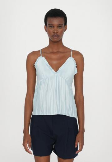 Топ на бретельках