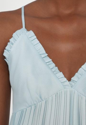 Топ на бретельках