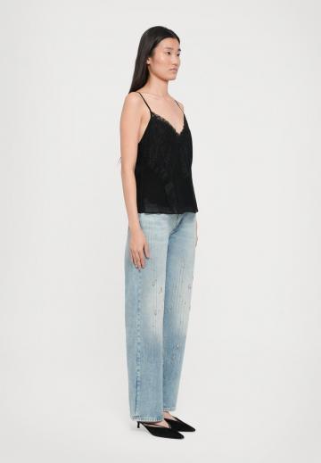 Топ на бретельках