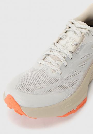 Беговые кроссовки