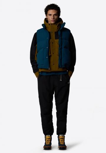 Походные ботинки