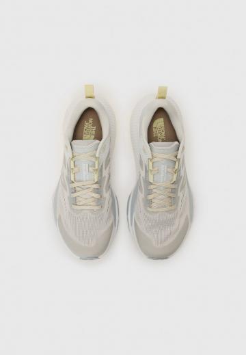 Беговые кроссовки