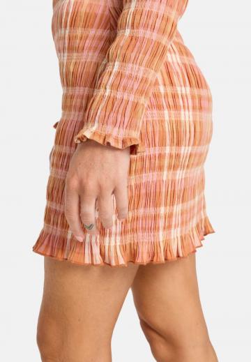 Короткое платье