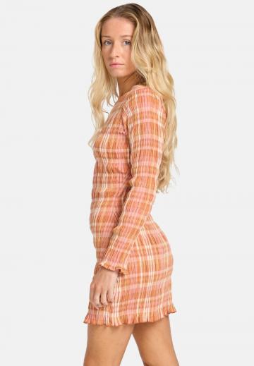 Короткое платье