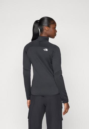 Спортивная толстовка