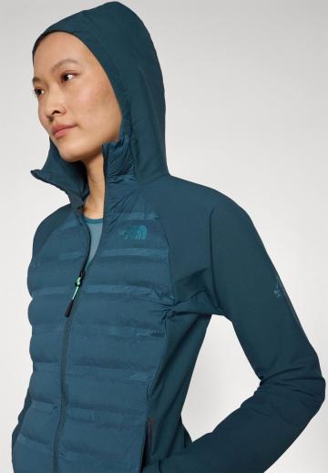 Спортивная куртка