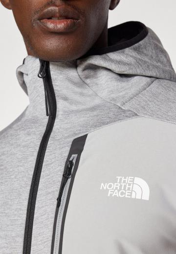 Спортивная кофта