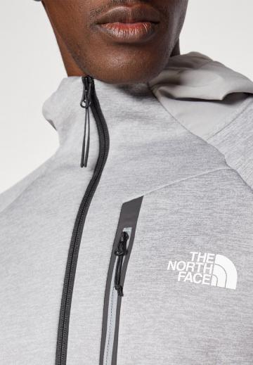 Спортивная кофта