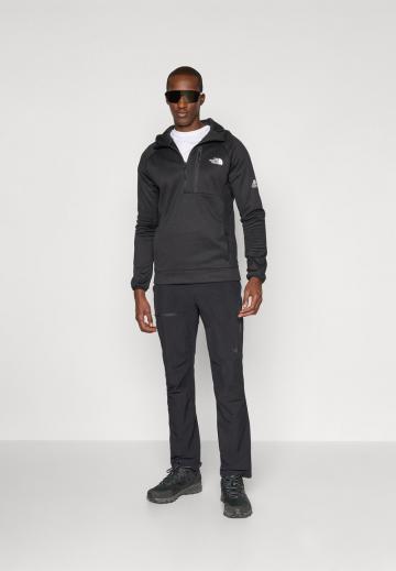 Спортивная кофта