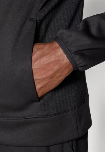 Спортивная кофта