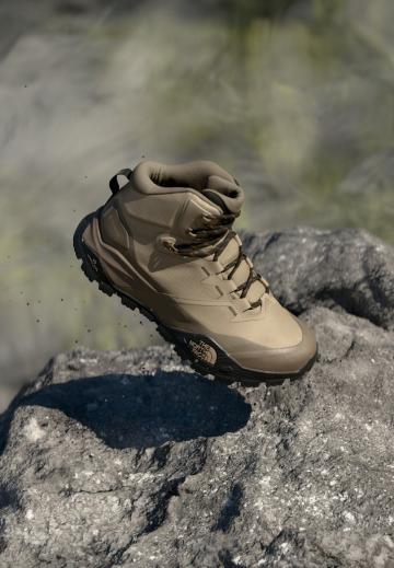 Походные ботинки