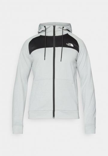 Спортивная кофта