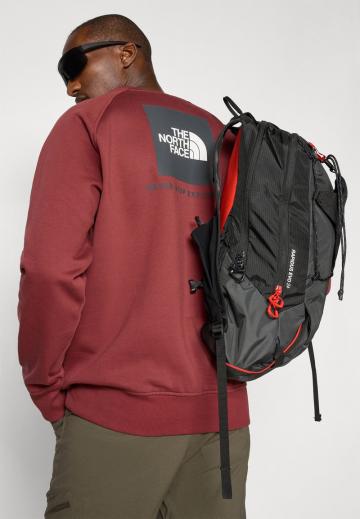 Спортивная кофта