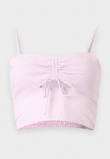 Топ на бретельках