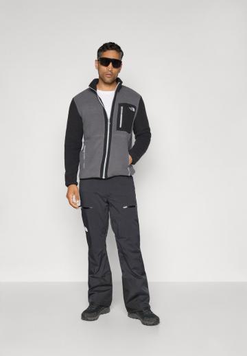 Флисовая куртка