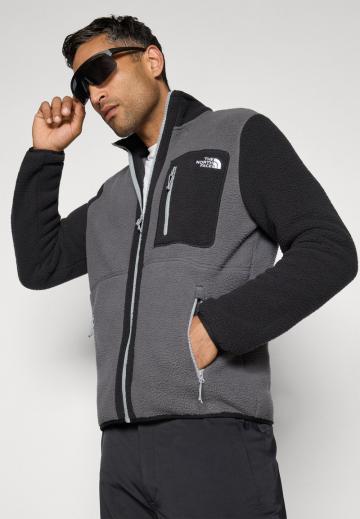 Флисовая куртка