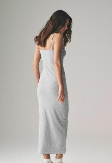 Платье футляр