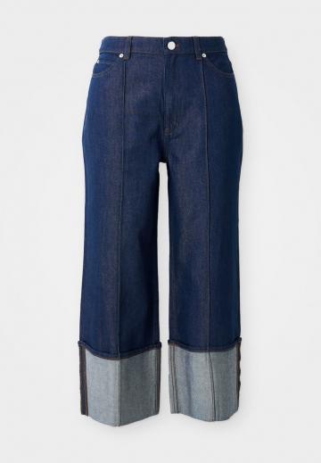 Джинсы бойфренда