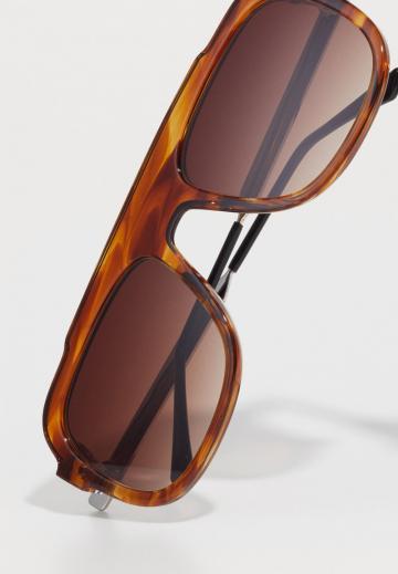 Солнечные очки