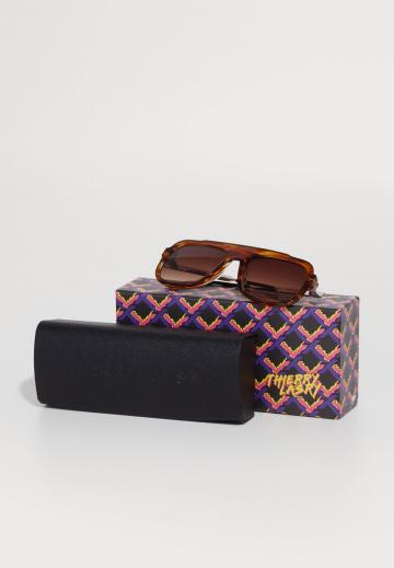 Солнечные очки