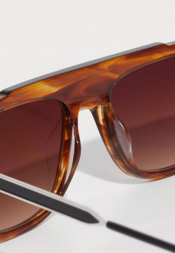 Солнечные очки