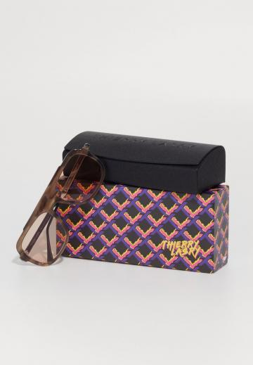 Солнечные очки