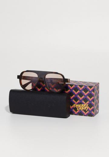 Солнечные очки