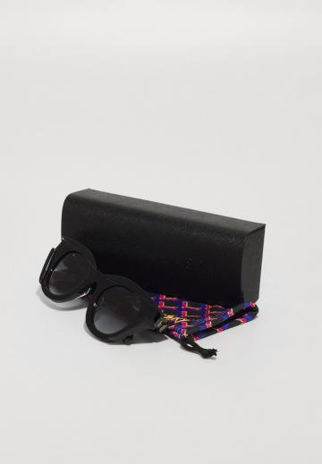 Солнечные очки