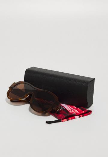 Солнечные очки