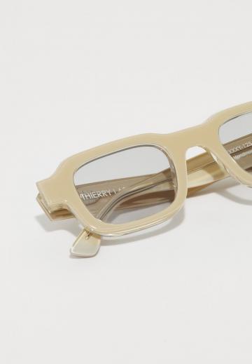 Солнечные очки