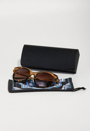 Солнечные очки