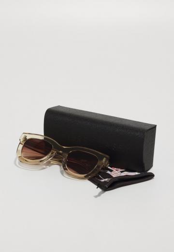 Солнечные очки