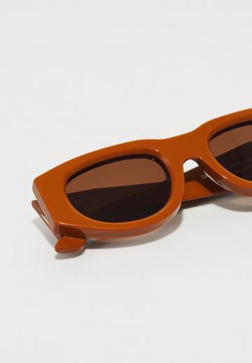 Солнечные очки