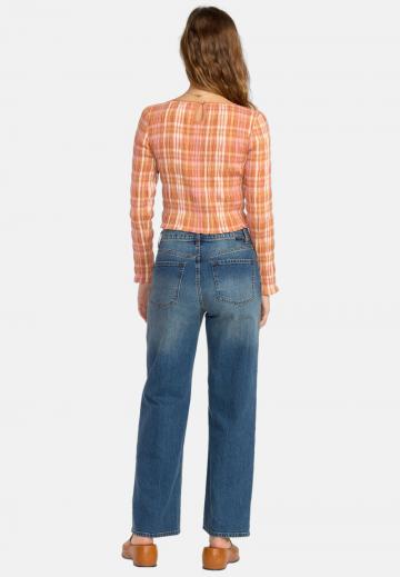 Прямые джинсы