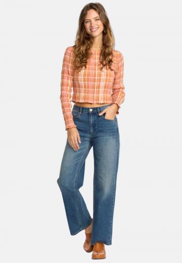 Прямые джинсы