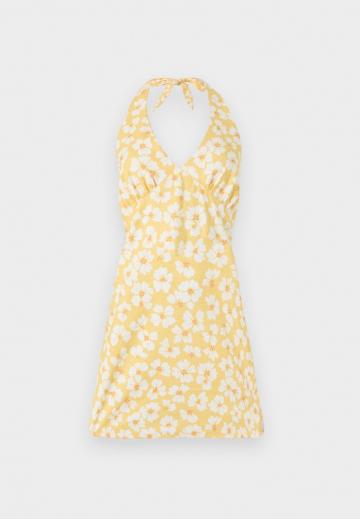 Короткое платье