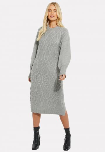 Вязаное платье