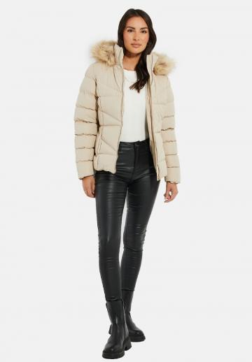 Зимняя куртка