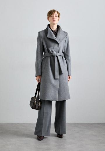 Шерстяное пальто