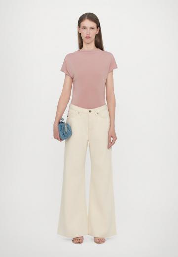 Джинсы бойфренда