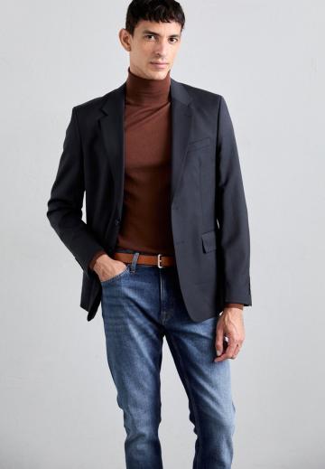 Узкие джинсы