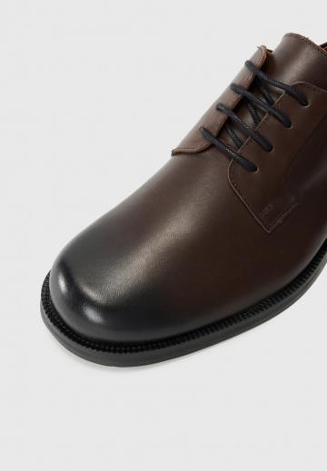 Ботинки на шнуровке