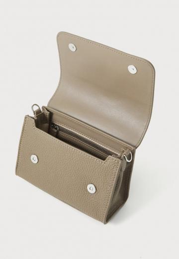 Кожаная сумка