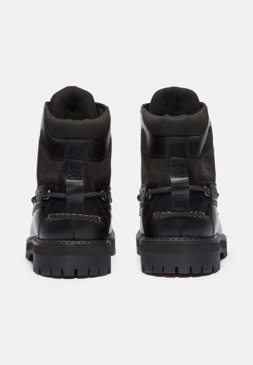 Ботинки на шнуровке