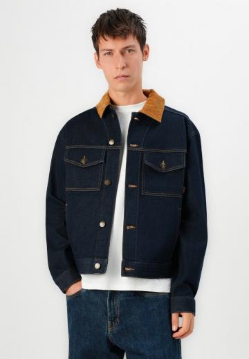 Джинсовая куртка