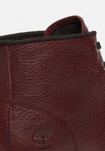 Ботинки на шнуровке