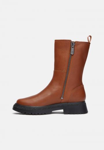 Полусапожки на платформе