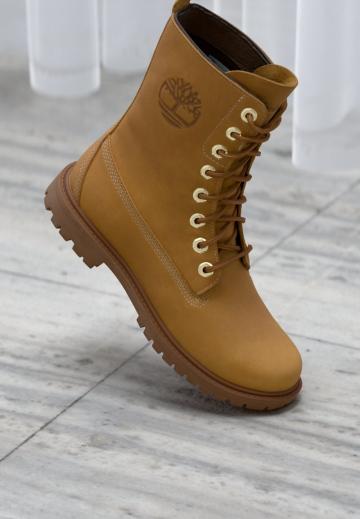 Ботинки на шнуровке