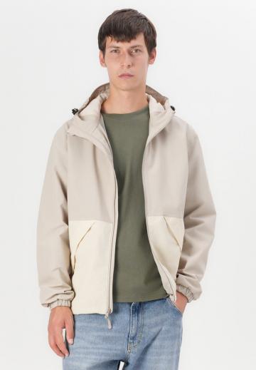 Куртка-дождевик