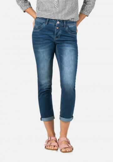 Короткие джинсы